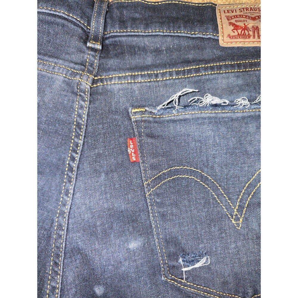 Shorts - Picture 5 of 6